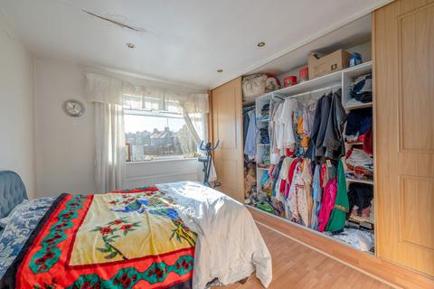 30 Chatsworth Road, Cheam, Sutton, SM3 8PN