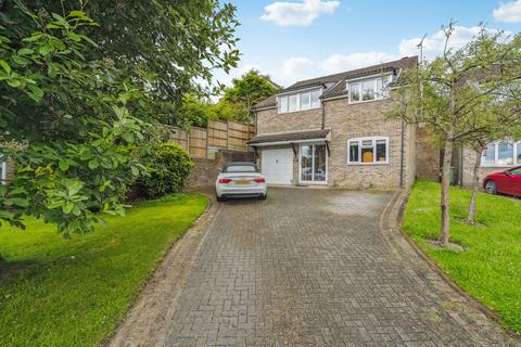 4 bedroom detached house for sale, Royce Close, Dunstable LU6