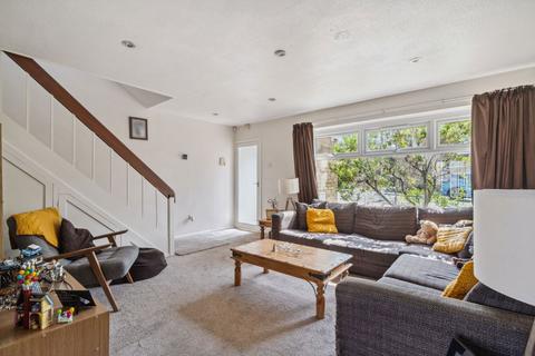 2 Burges Close, Dunstable, LU6 3EU