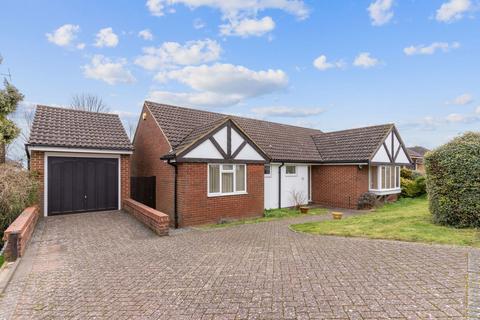 23 Bowland Crescent, Dunstable, LU6 3QD