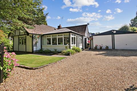 2 bedroom detached bungalow for sale, Felcourt Road, Felcourt, RH19