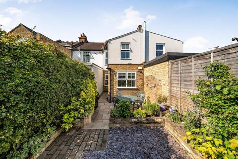12 Cross Road, Bromley, BR2 8PH