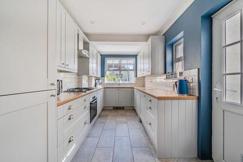 12 Cross Road, Bromley, BR2 8PH