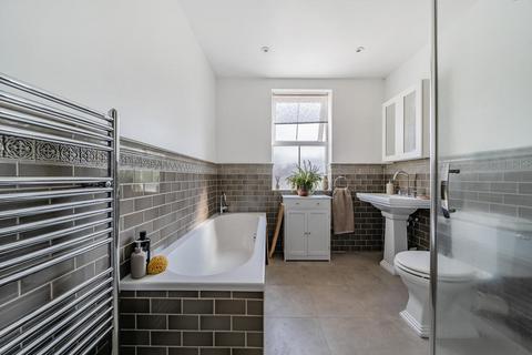 12 Cross Road, Bromley, BR2 8PH