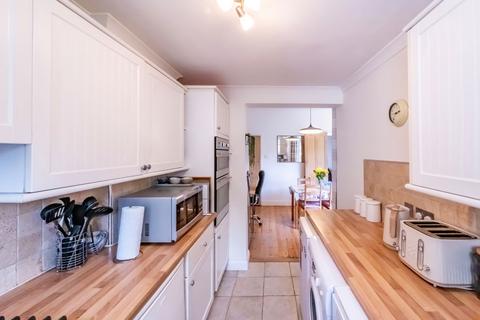 66 Beckenham Lane, Bromley, BR2 0DW
