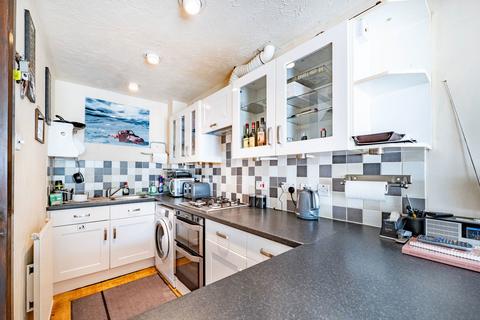 25 Saville Row, Bromley, BR2 7DX