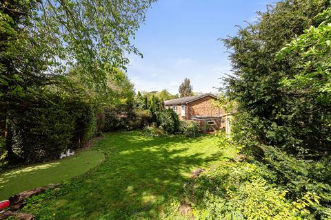 17 Dalton Close, Orpington, BR6 9QY