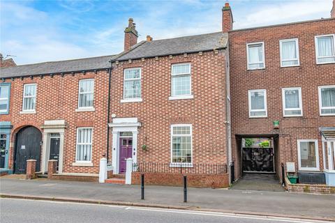 4 bedroom terraced house for sale, Warwick Road, Cumbria CA1