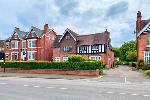 2 bedroom ground floor flat for sale, Lichfield Road, Sutton Coldfield B74