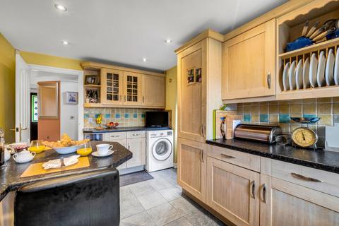 7 Friary Drive, Sutton Coldfield, B74 4JT