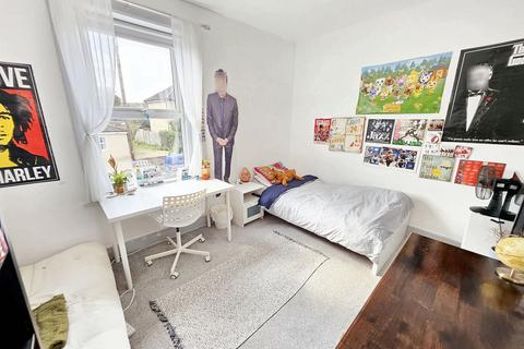56 Gloucester Road, Trowbridge, BA14 0AE