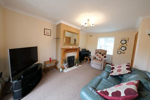 3 bedroom end of terrace house for sale, The Quadrant, Uppingham