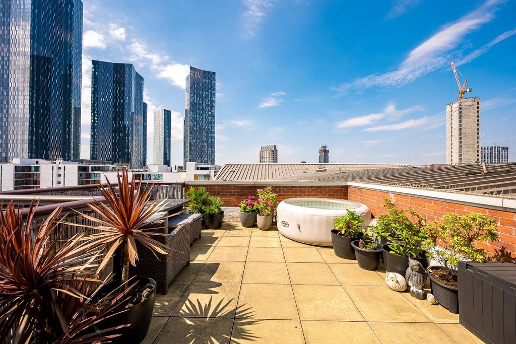 The Ropeworks, 35 Little Peter... 2 bed flat - £385,000