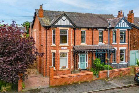 3 bedroom semi-detached house for sale, Arliss Avenue, Manchester M19