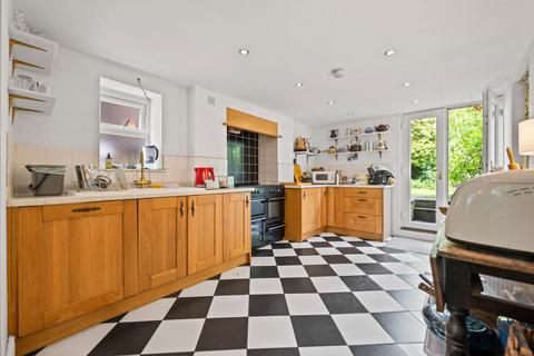 50 Albert Road, Manchester, M19 2AB