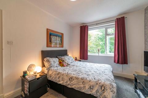 15 Delta Road, Audenshaw, Manchester, M34 5HR