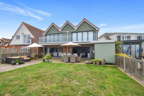 4 bedroom semi-detached house for sale, Standard Avenue, Herne Bay CT6