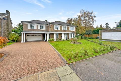 5 bedroom detached house for sale, Harkness Drive, Canterbury CT2