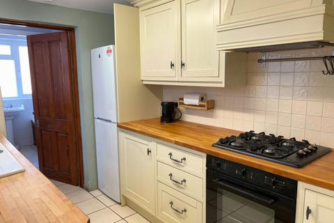 undefined, Alexandra Road, Kings Langley WD4