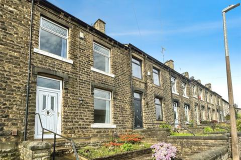 3 bedroom terraced house to rent, Orchard Terrace, Newsome, Huddersfield, HD4