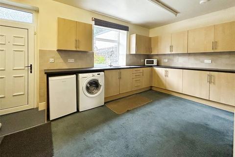 3 bedroom terraced house to rent, Orchard Terrace, Newsome, Huddersfield, HD4