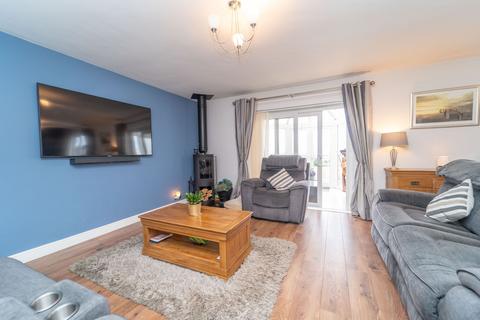 3 bedroom end of terrace house for sale, Roosevelt Road, Kirknewton EH27