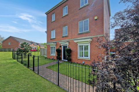 5 bedroom detached house for sale, West Malling Close, Heywood OL10