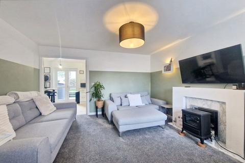 23 Elmstone Drive, Royton, Oldham, OL2 6DH
