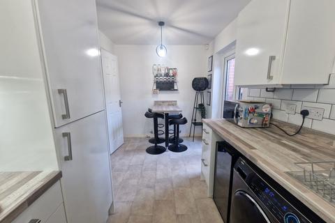 23 Elmstone Drive, Royton, Oldham, OL2 6DH