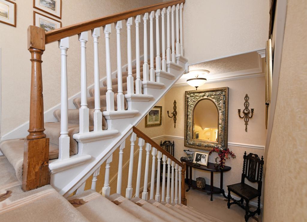 Broomrigg Mansion House, Holywood, Dumfries DG2 0 R