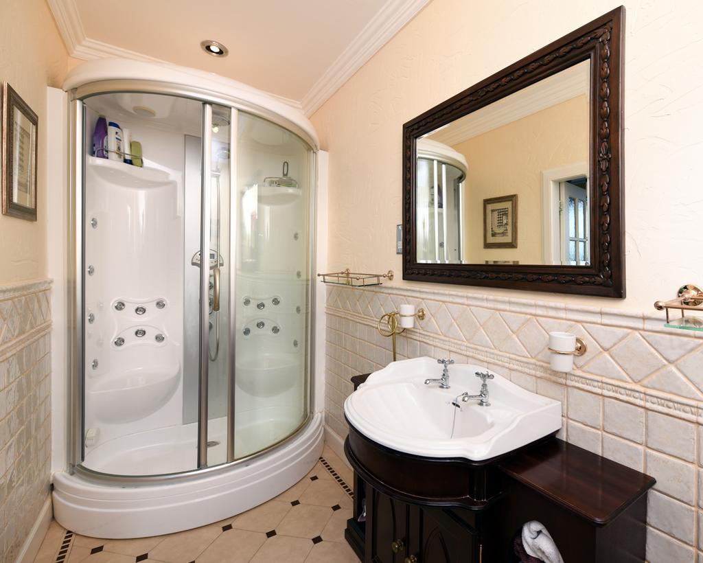 Broomrigg Mansion House, Holywood, DG2 0 RJ - Braid