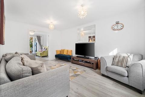 35 Admington Drive, Hatton Park, Warwick, CV35 7TZ