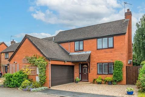 3 bedroom detached house for sale, Harbour Close, Alcester B50