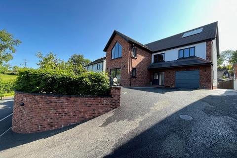 4 bedroom detached house for sale, Pantglas, Carmarthen SA32