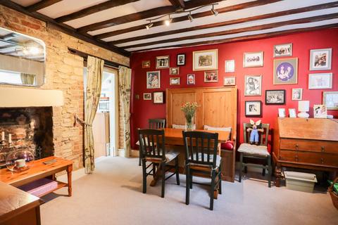 110 Anchor Road, Calne, SN11 8EB
