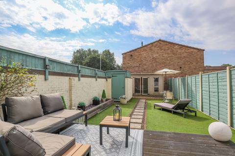 3 bedroom end of terrace house for sale, Macaulay Square, Calne SN11