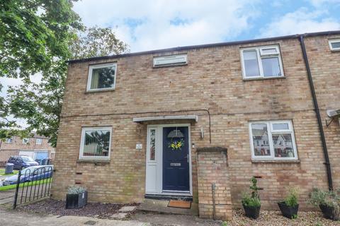 3 bedroom end of terrace house for sale, Macaulay Square, Calne SN11