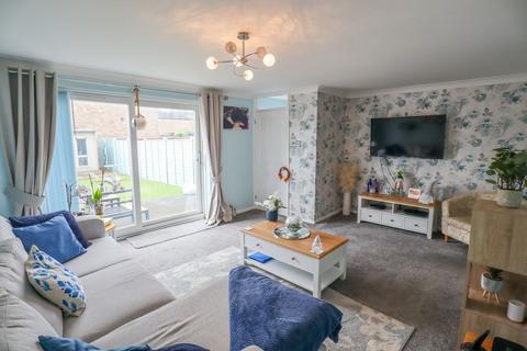 3 bedroom end of terrace house for sale, Macaulay Square, Calne SN11