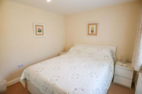 38 Buzzard Road, Calne, SN11 9RW