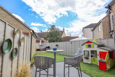 16 Buzzard Road, Calne, SN11 9RW
