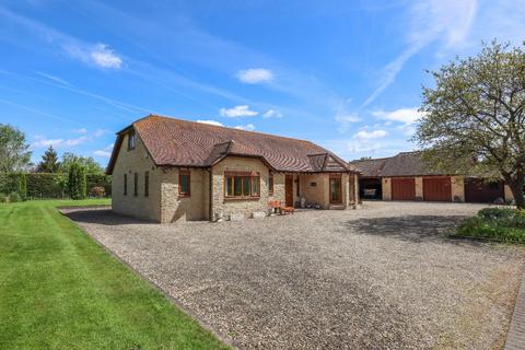 5 bedroom detached house for sale, Calne SN11