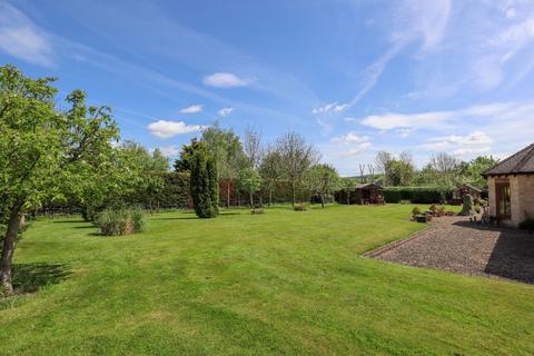 5 bedroom detached house for sale, Calne SN11