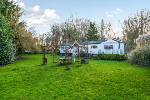 3 bedroom bungalow for sale, Sandhills Meadow, Shepperton, TW17