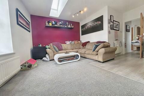 6 Hilton Place, Haltwhistle, NE49 9PD