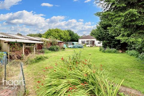 2 bedroom detached bungalow for sale, Fir Park, Usselby, Market Rasen