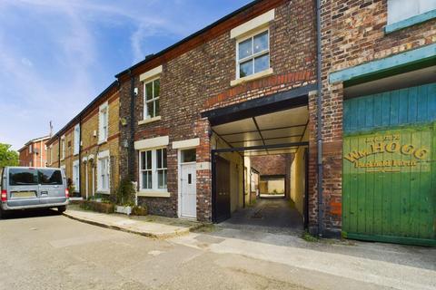 2 bedroom cottage for sale, Little Parkfield Road, Liverpool