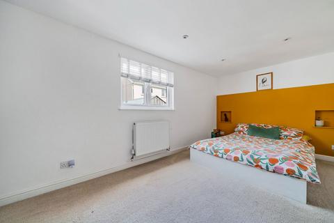 92 Launceston Road, Callington, PL17 8DS