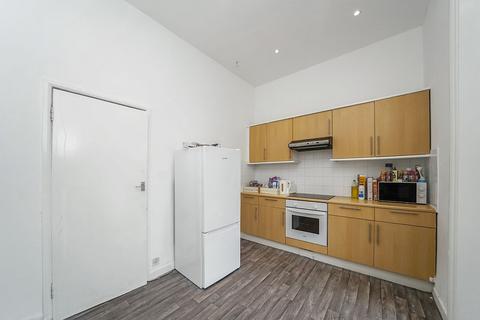 104c Aldborough Road South, Ilford, IG3 8EY