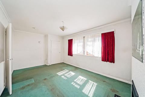 24 Princes Park, Rainham, RM13 7EA