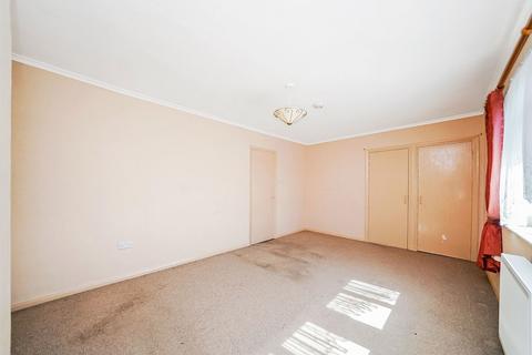 24 Princes Park, Rainham, RM13 7EA